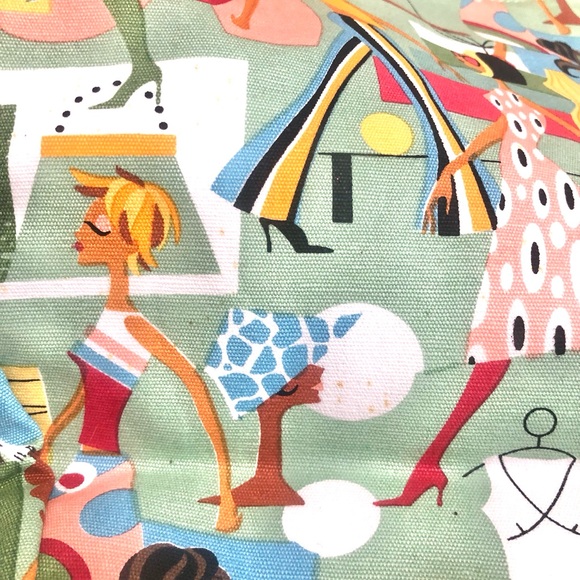 Neiman Marcus Vibrant Fashion Print Tote with Wooden Handles - Picture 2 of 4